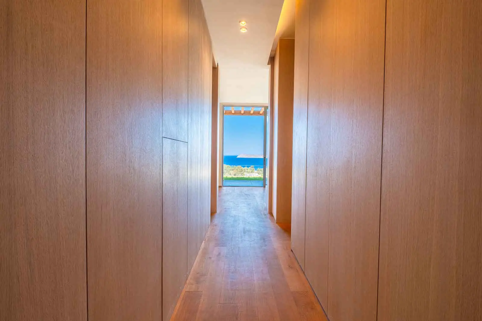Spacious room